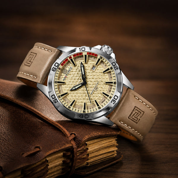 PYRAMID TEXTURE SPORT WATCH
